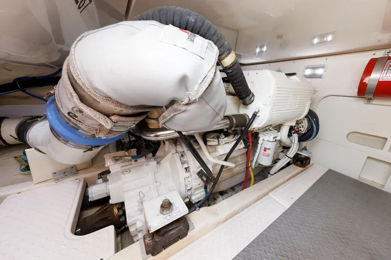 Recovery Room Yacht Photos Pics 