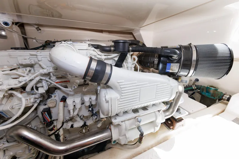 Recovery Room Yacht Photos Pics 