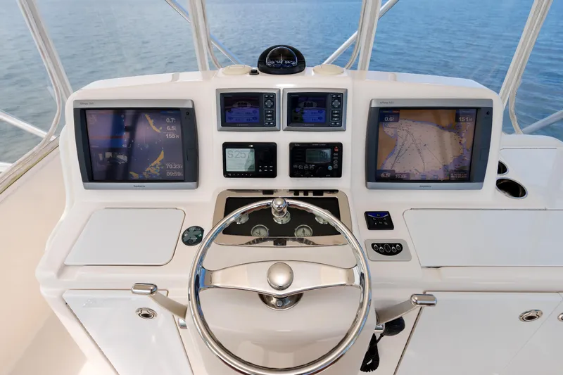 Recovery Room Yacht Photos Pics 