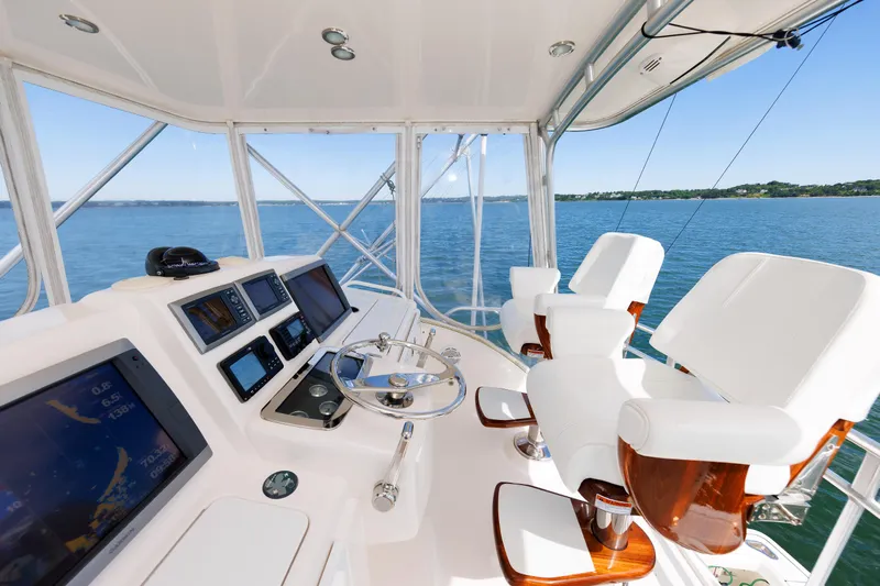 Recovery Room Yacht Photos Pics 