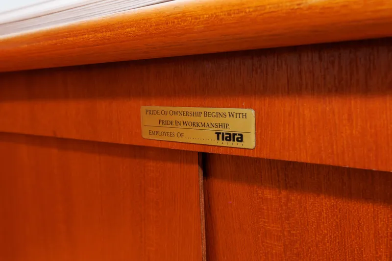 Recovery Room Yacht Photos Pics 