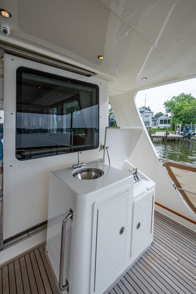 2014 Grand Banks 54 