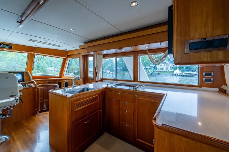 Venture Yacht Photos Pics 