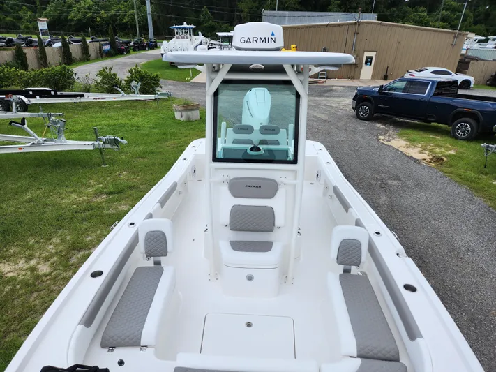 Beautiful Caymas! Yacht Photos Pics Interior view of 2024 Caymas 28 HB boat with gray seating.