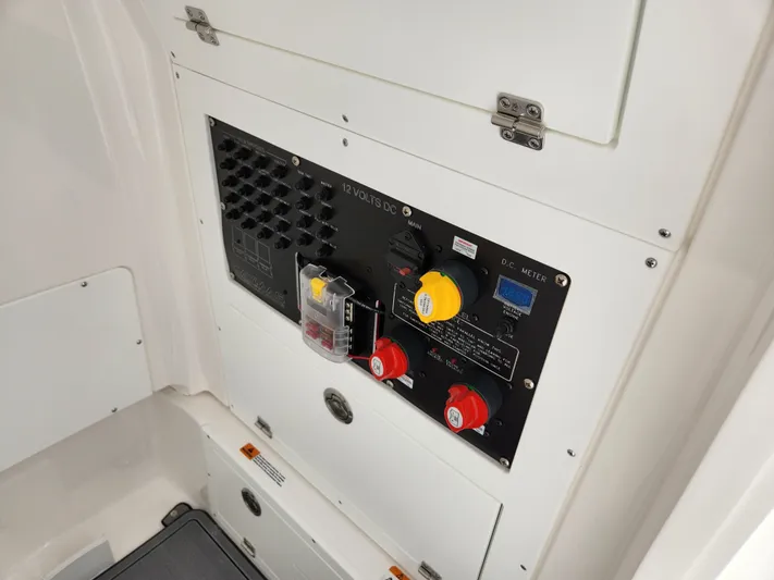 Beautiful Caymas! Yacht Photos Pics Electrical panel of 2024 Caymas 28 HB boat.