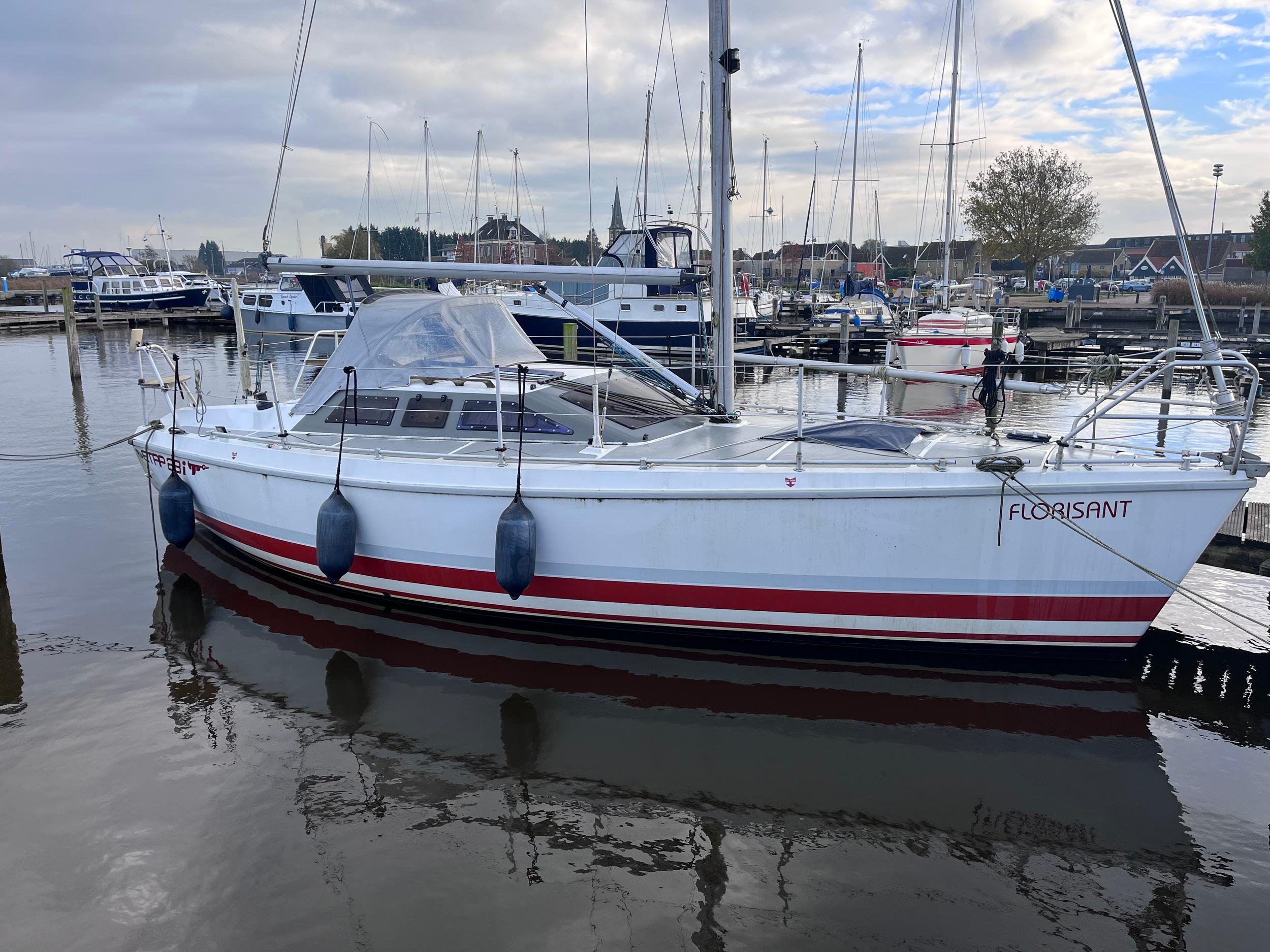 Etap 28 i 9m 1990, Segelyachten Boot24