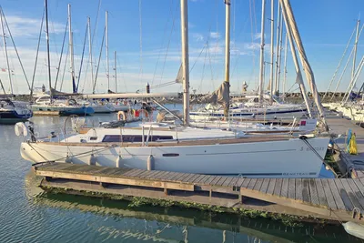2008 Beneteau Oceanis 37