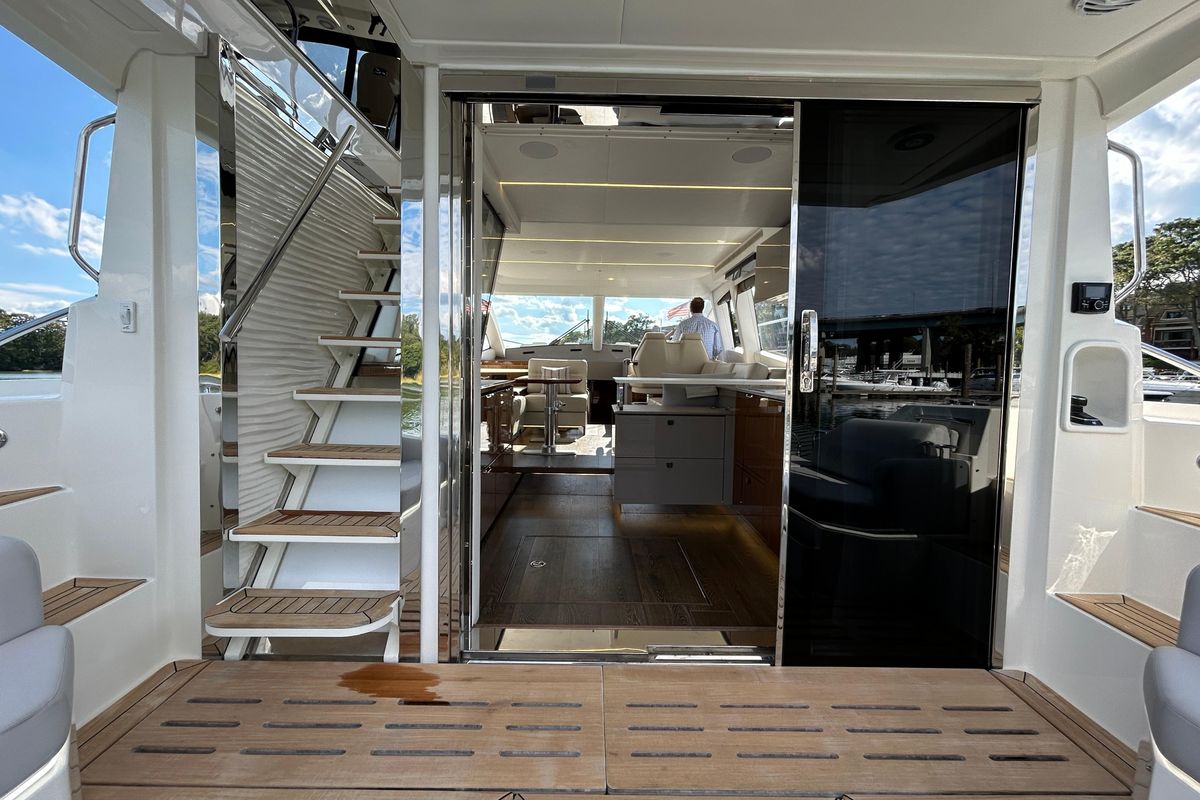 2018 Sea Ray 52 