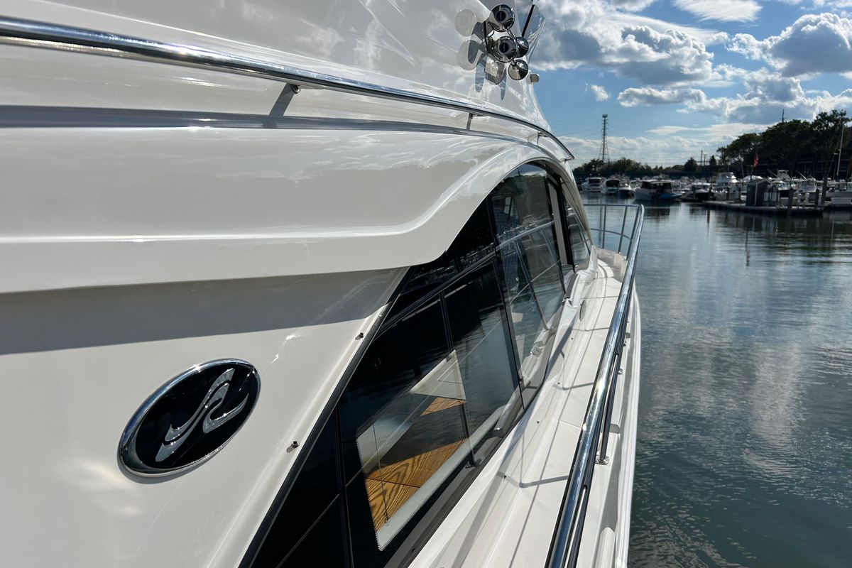 2018 Sea Ray 52 