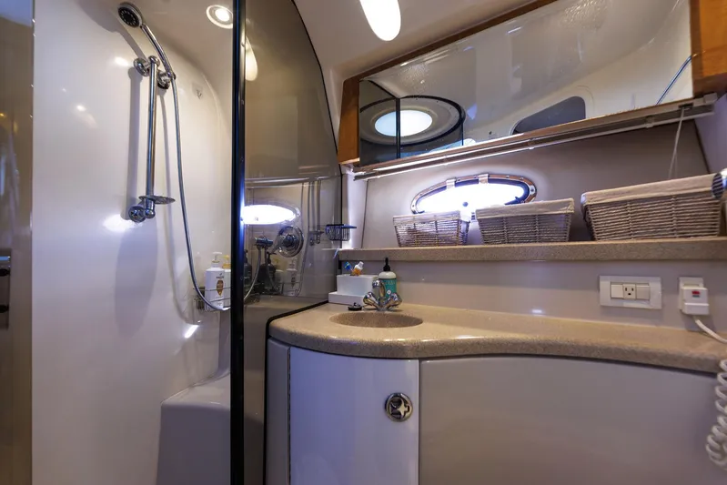 Still No Worries Yacht Photos Pics 