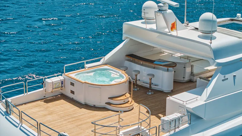 Big Rubber Duck Yacht Photos Pics 