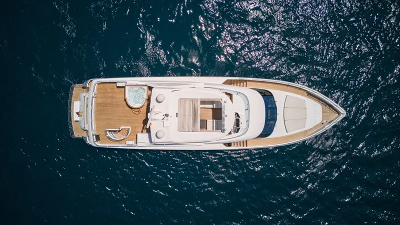 Big Rubber Duck Yacht Photos Pics 