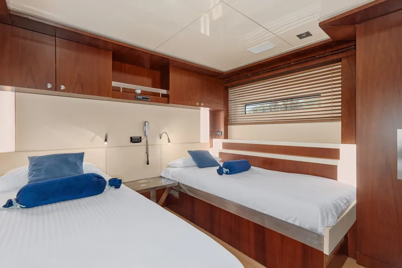 Big Rubber Duck Yacht Photos Pics 