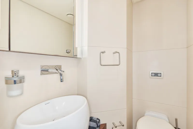 Big Rubber Duck Yacht Photos Pics 