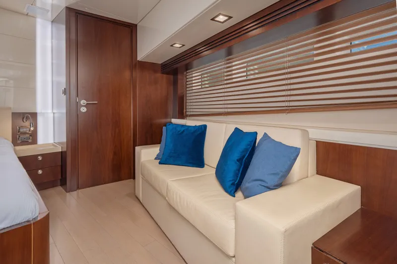 Big Rubber Duck Yacht Photos Pics 