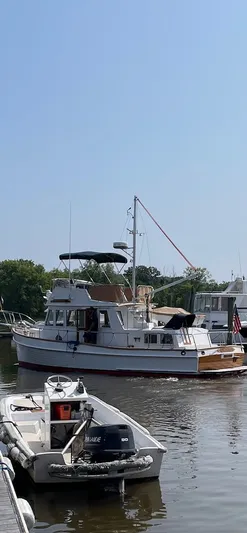 Harper Gray Yacht Photos Pics 