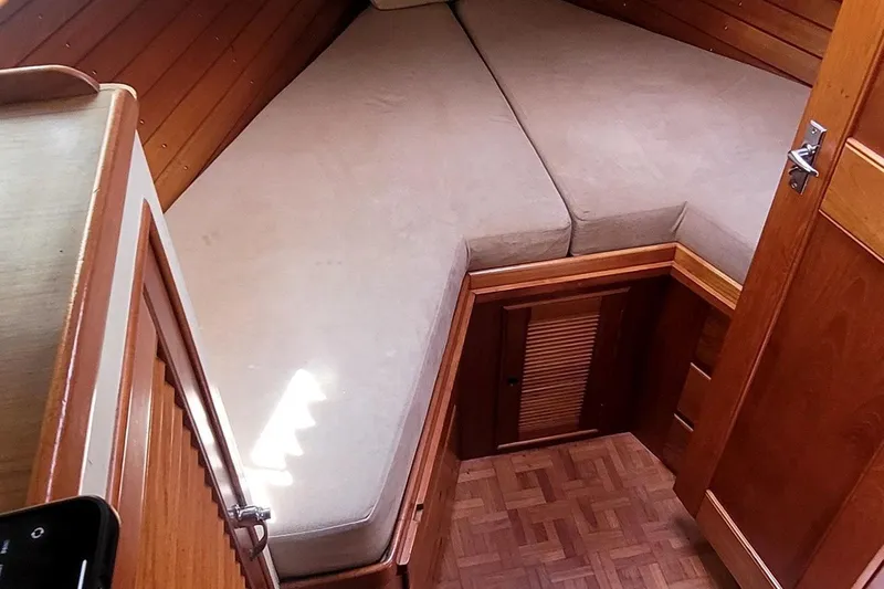 Harper Gray Yacht Photos Pics 