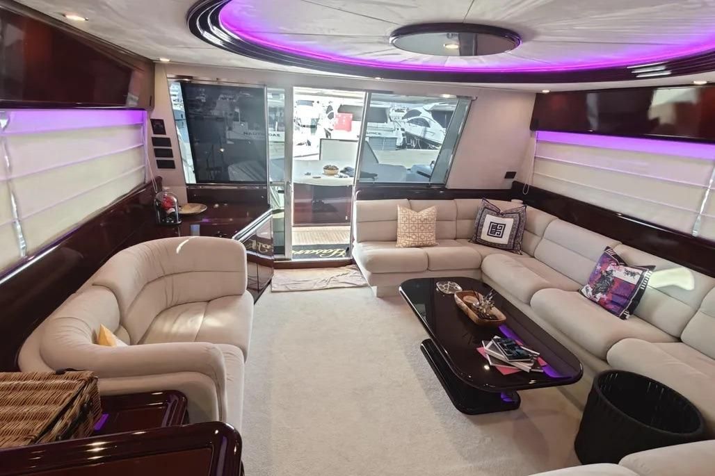 2002 Ferretti Yachts 72 