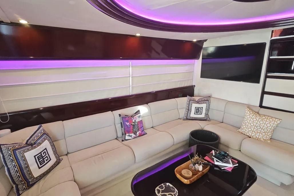 2002 Ferretti Yachts 72 