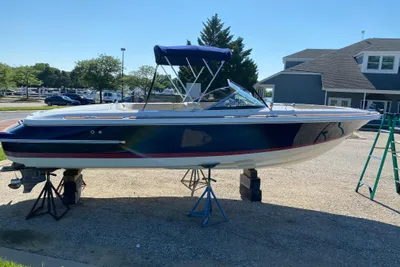 Chris-Craft Launch 22 Heritage Edition