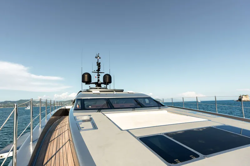 40 Alloy Yacht Photos Pics 