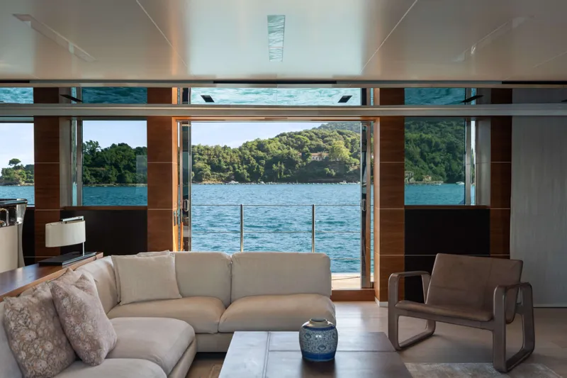 40 Alloy Yacht Photos Pics 