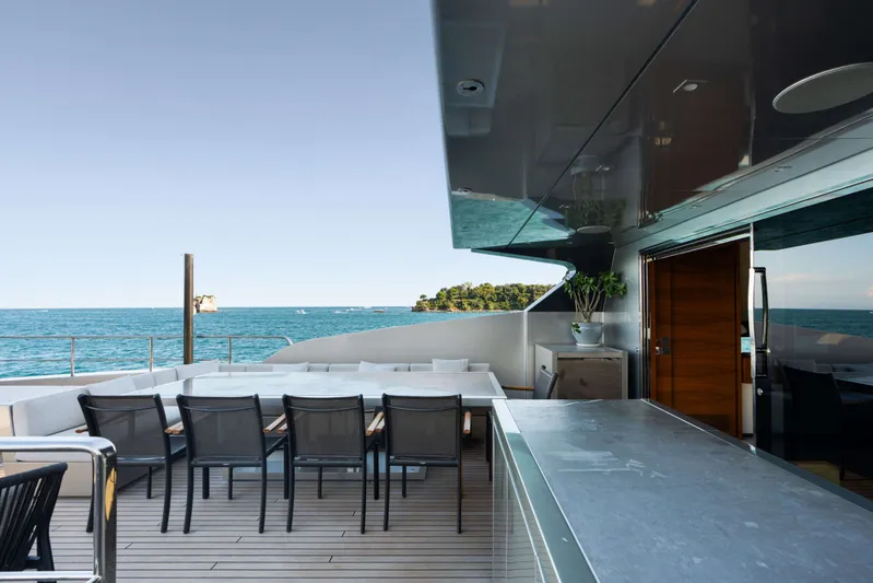 40 Alloy Yacht Photos Pics 