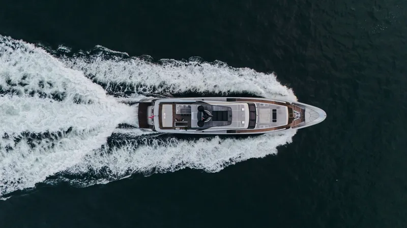 40 Alloy Yacht Photos Pics 