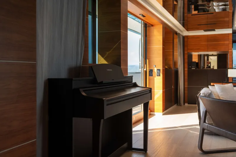 40 Alloy Yacht Photos Pics 