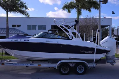 Monterey M225