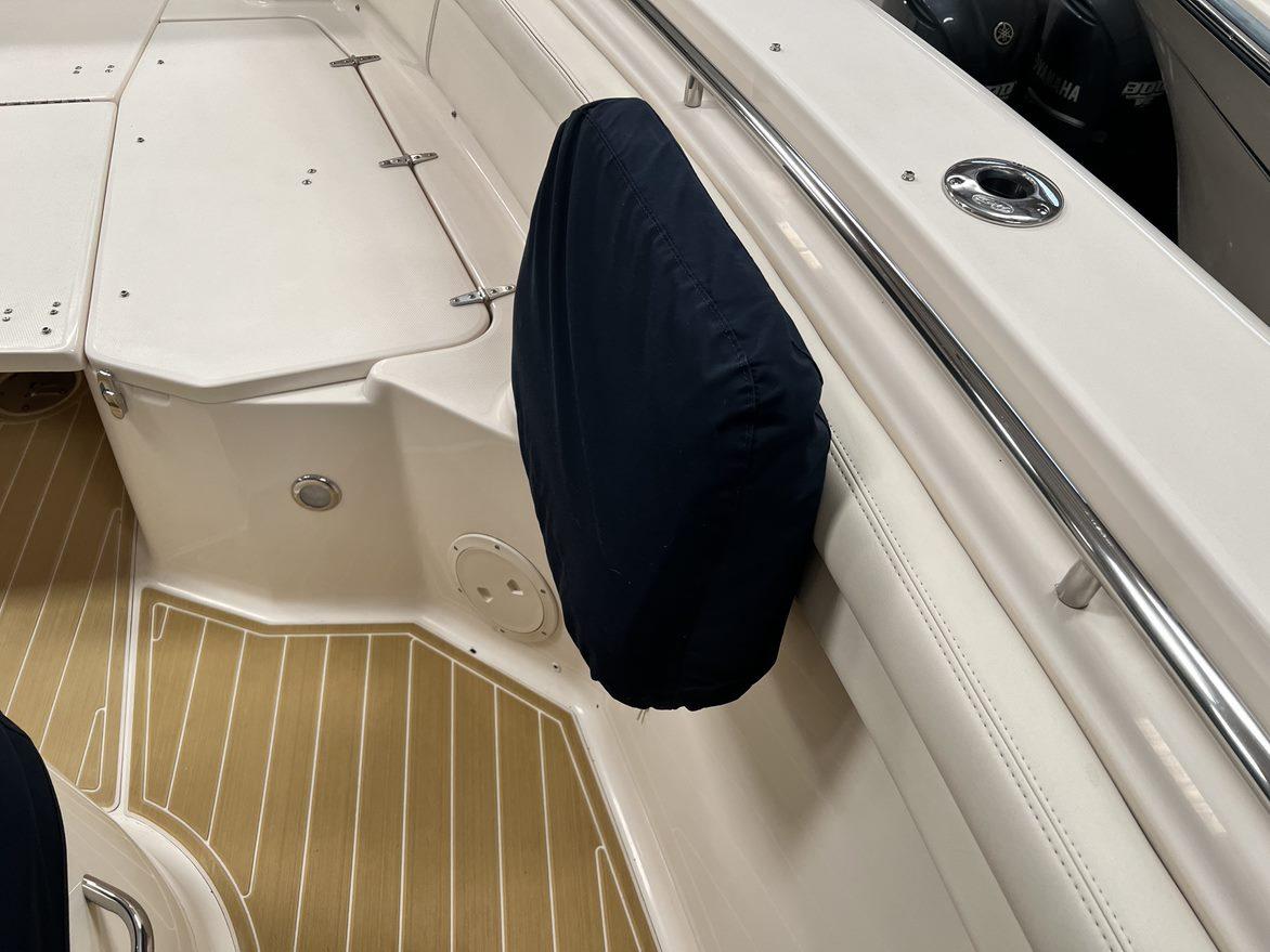 2023 Robalo R302 Center Console Center Console for sale - YachtWorld