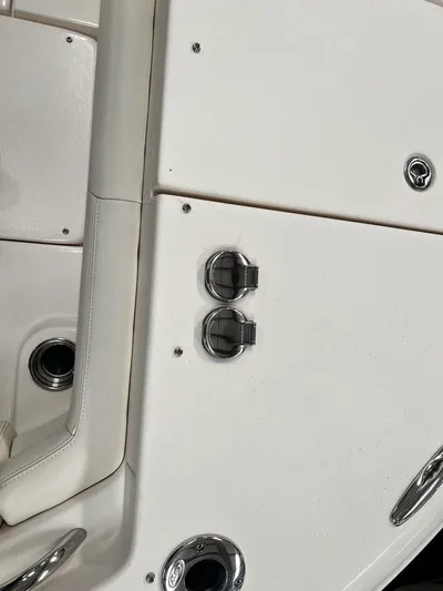  Yacht Photos Pics 2018 Grady-White Canyon 336 boat deck with stainless steel fixtures and seating.