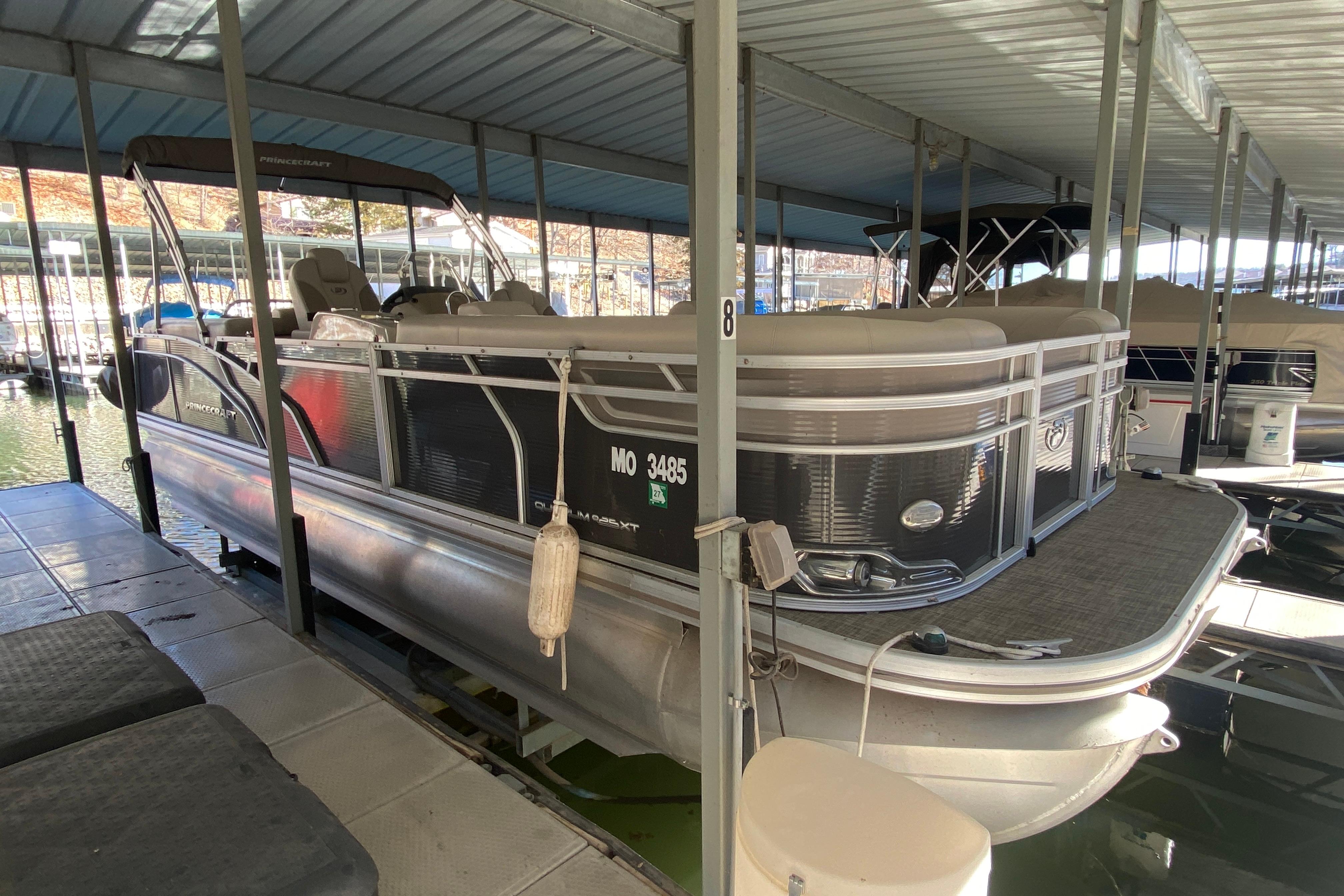 Princecraft Quorum 25 XT