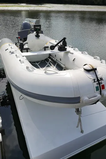  Yacht Photos Pics Tender On Swim Grid Lift