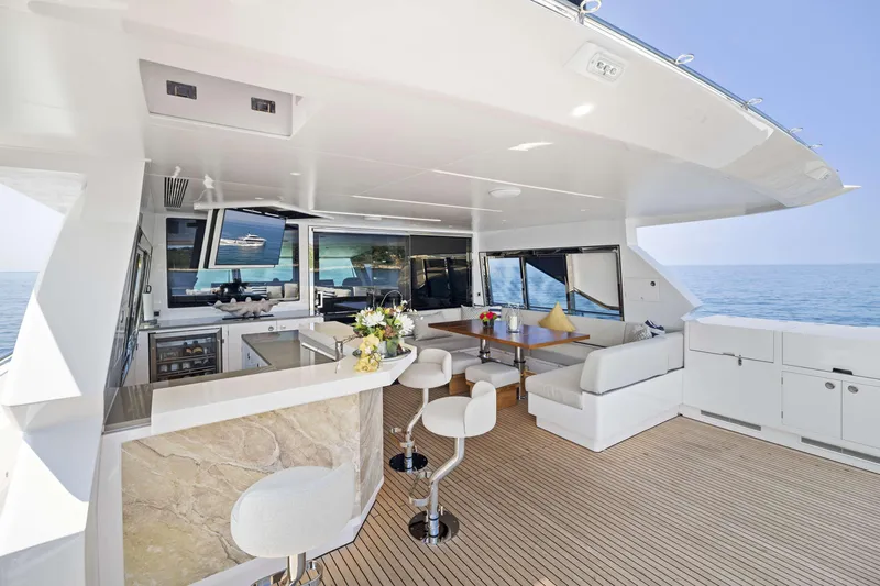 Rock Stars Yacht Photos Pics 