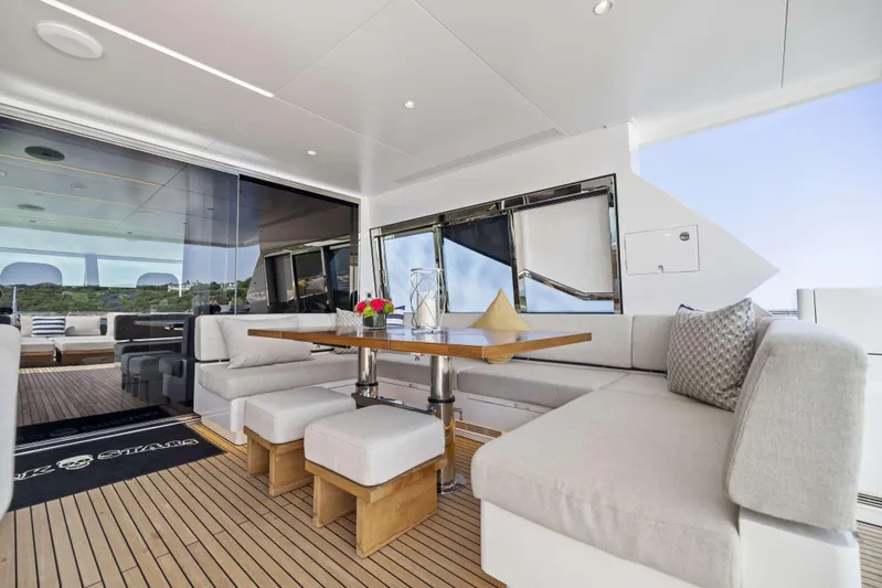 Rock Stars Yacht Photos Pics 