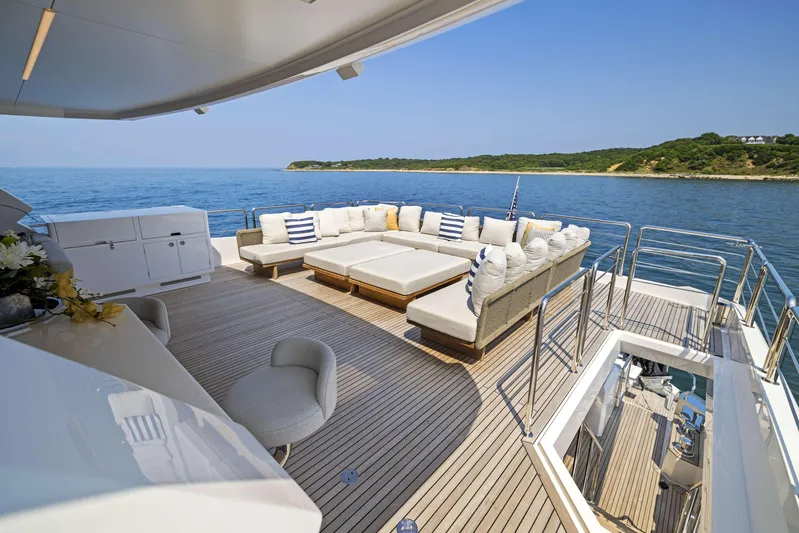 Rock Stars Yacht Photos Pics 