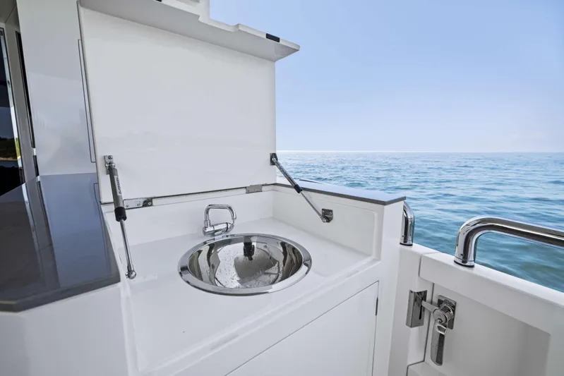 Rock Stars Yacht Photos Pics 