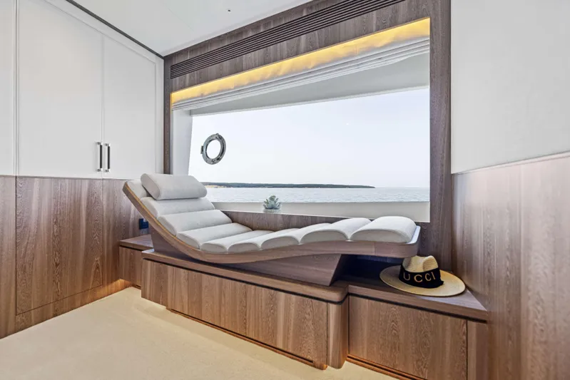 Rock Stars Yacht Photos Pics 