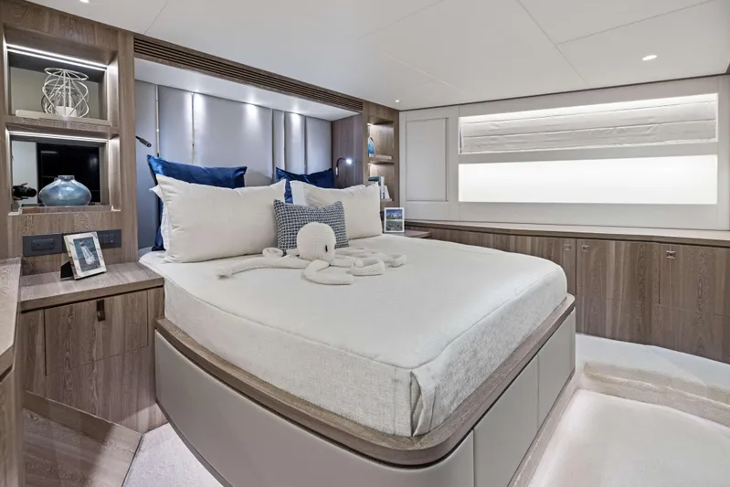 Rock Stars Yacht Photos Pics 