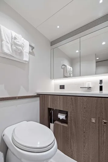 Rock Stars Yacht Photos Pics 