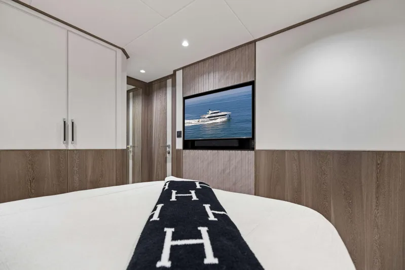 Rock Stars Yacht Photos Pics 