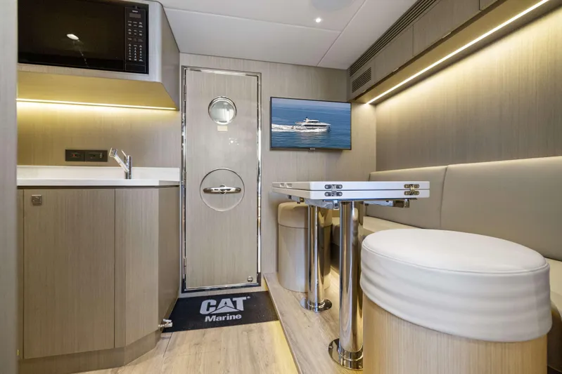 Rock Stars Yacht Photos Pics 