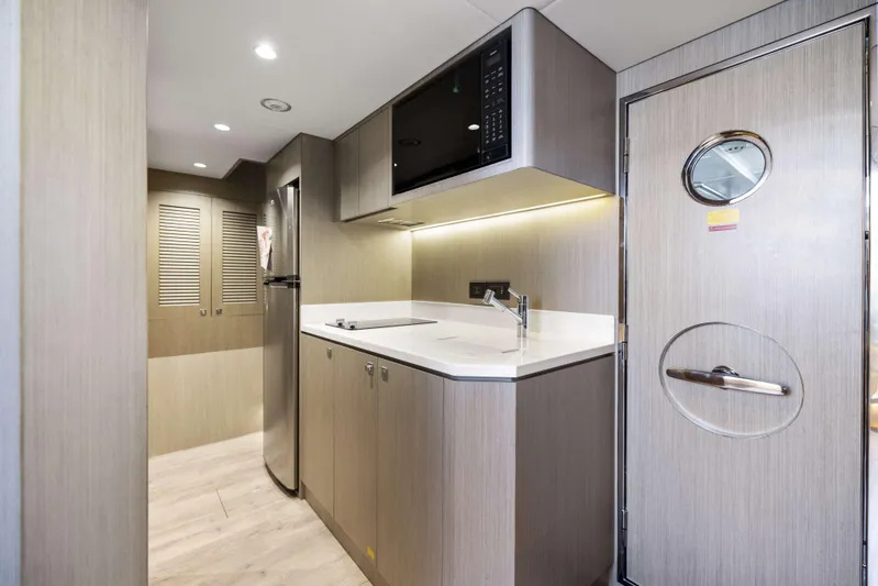 Rock Stars Yacht Photos Pics 