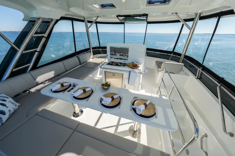 Aquila 42 Yacht Photos Pics 