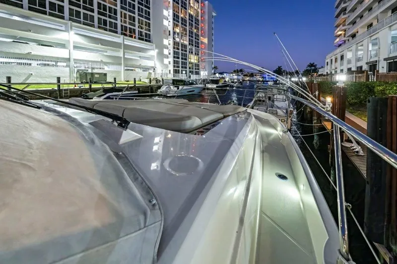 59' 2020 Prestige 590 Flybridge Yacht Photos Pics 