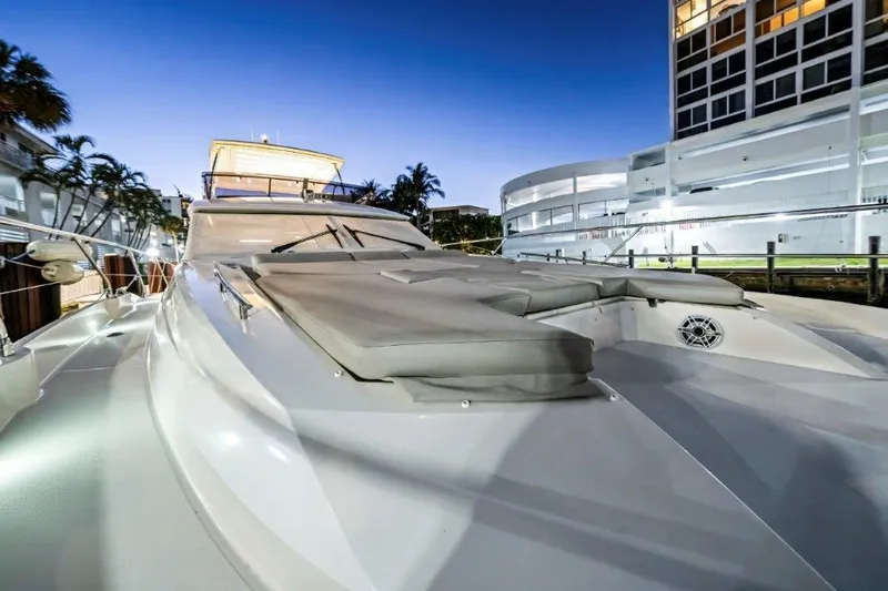 59' 2020 Prestige 590 Flybridge Yacht Photos Pics 