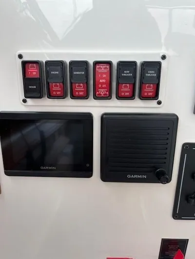 Jacfalcon Yacht Photos Pics 