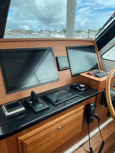 Jacfalcon Yacht Photos Pics 