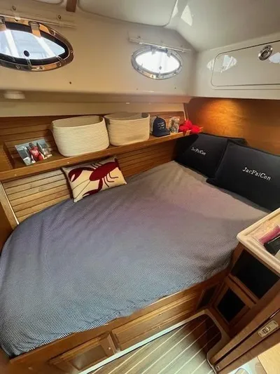 Jacfalcon Yacht Photos Pics 